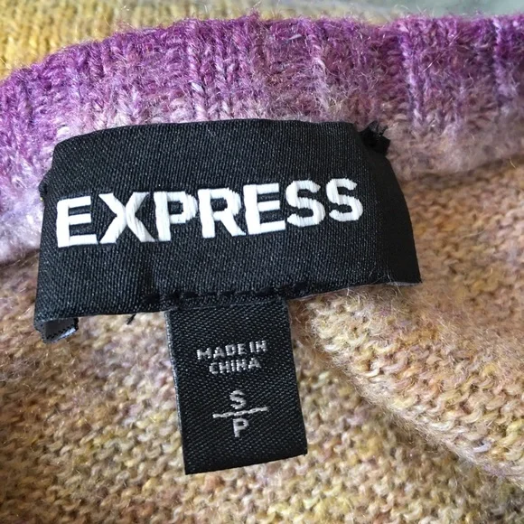 ✨️4/$35✨️ SALE EXPRESS knit sweater. S - Picture 5 of 8